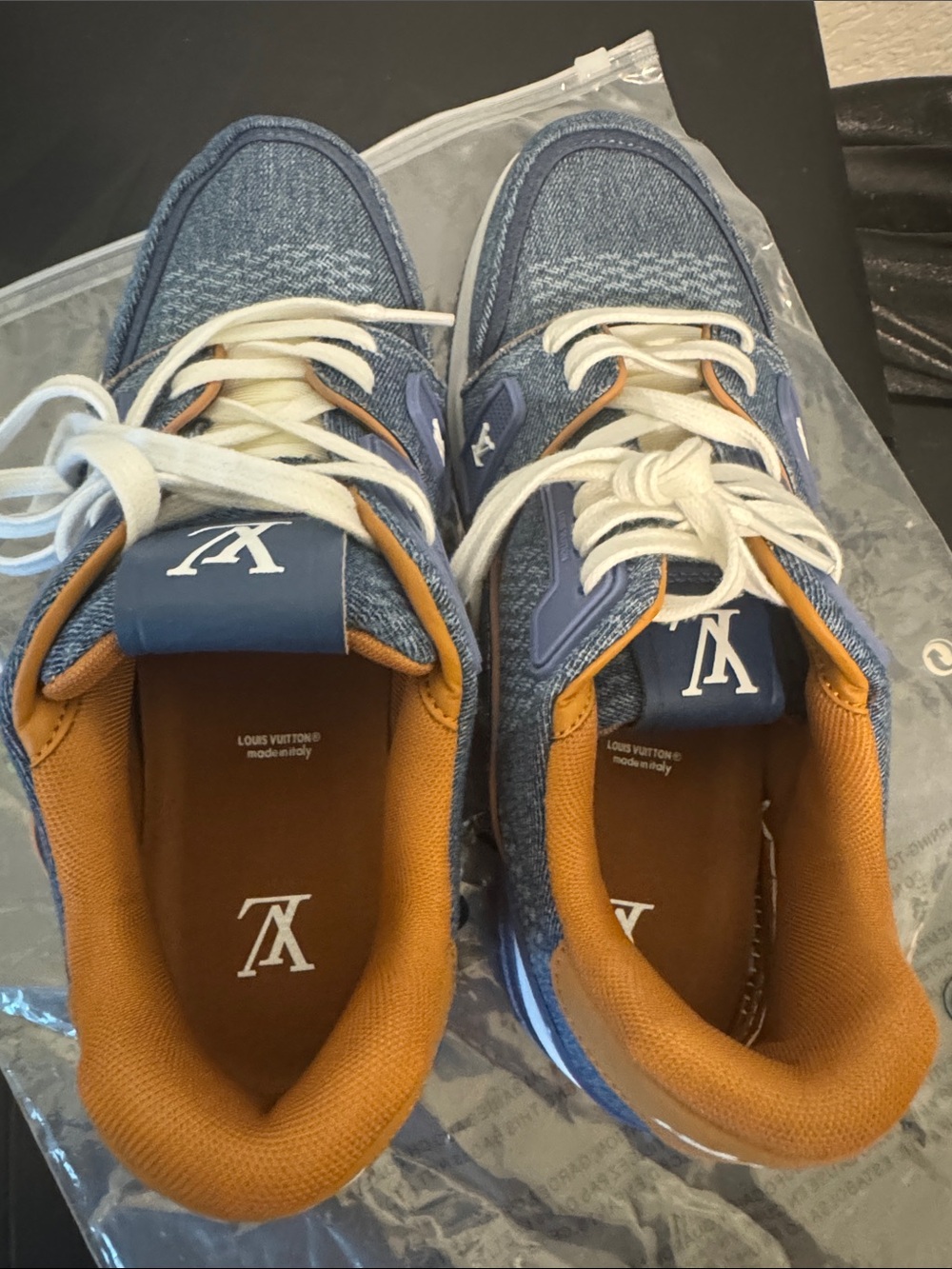 Louis Vuitton Men’s Navy and Brown Low-Top Sneakers - Picture 4 of 8